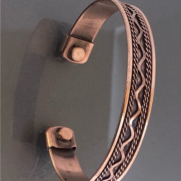 Pure Copper Wave Design Magnetic Bracelet Energy Cuff Bangle - Picture 2 of 2
